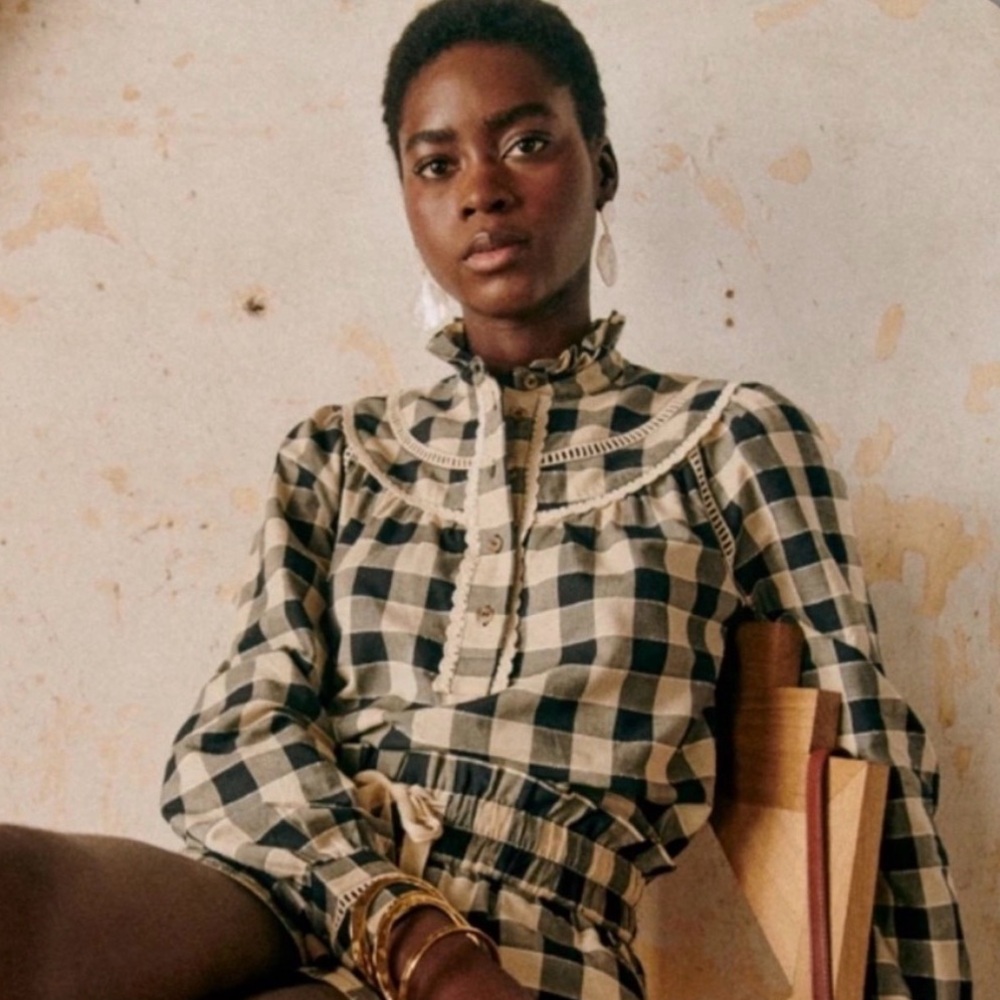 SÉZANE…Bailey shirt…black/ecru…size 4…EUC